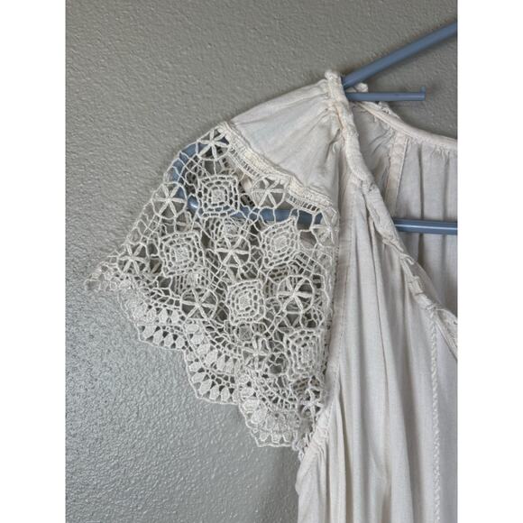 Old Navy Women’s Relaxed Tie Neck Crochet Lace Sleeve Blouse Peasant XS White - Picture 3 of 8